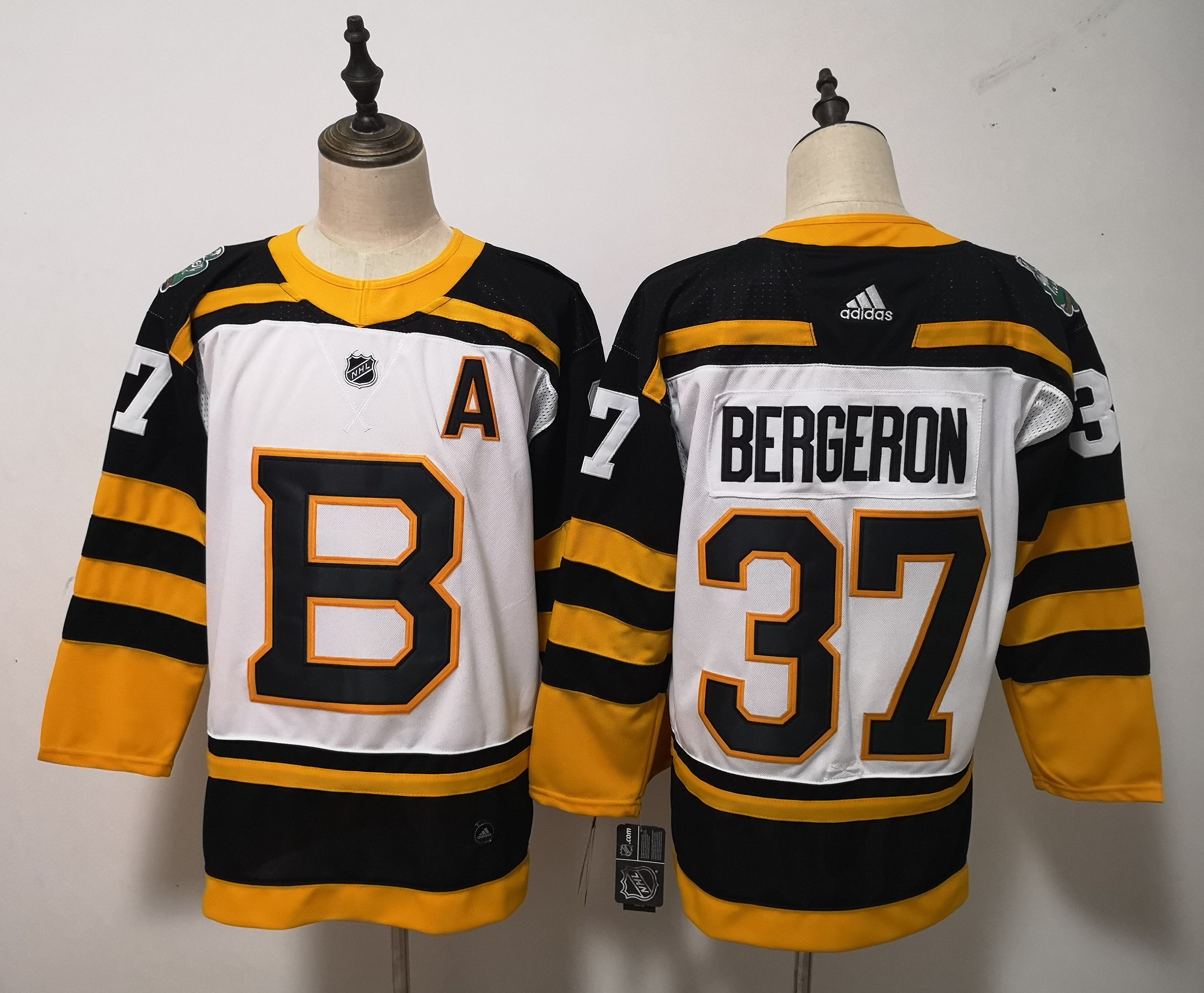 Men Boston Bruins #37 Bergeron White Adidas Authentic Winter Classic NHL Jersey